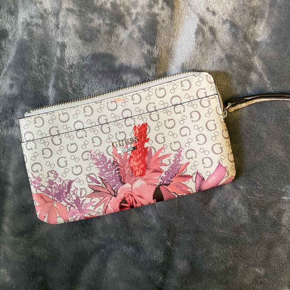GUESS - Wrislet